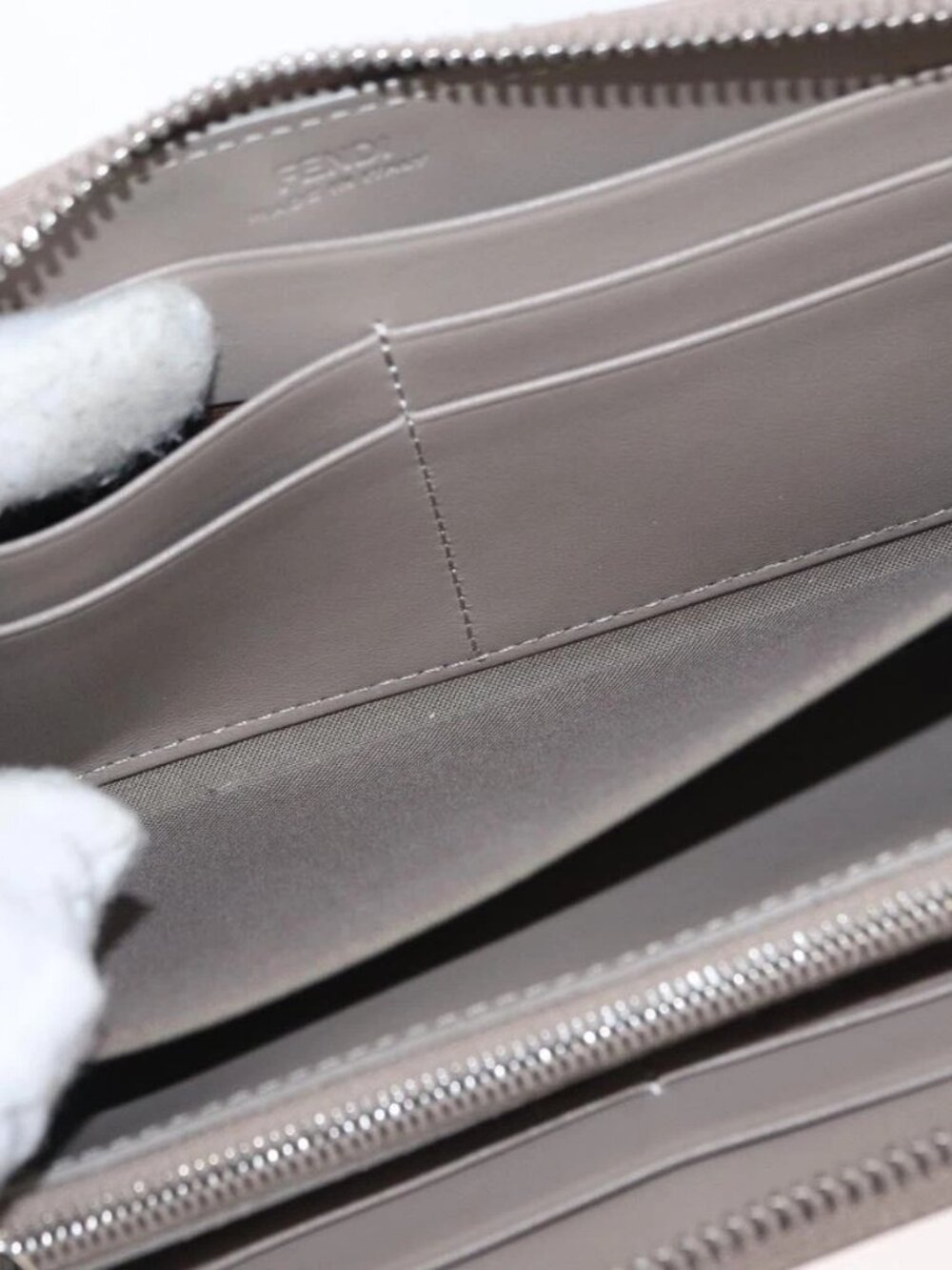 FENDI Long Wallet Leather Beige Gold Auth - Picture 8 of 15